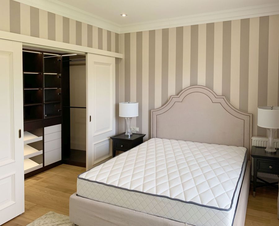 Дизайн спальни 18 м²